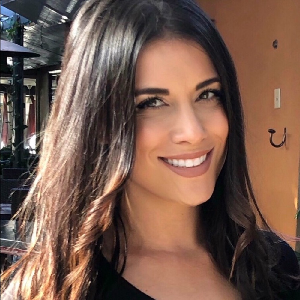 Meet your Posher, Marissa